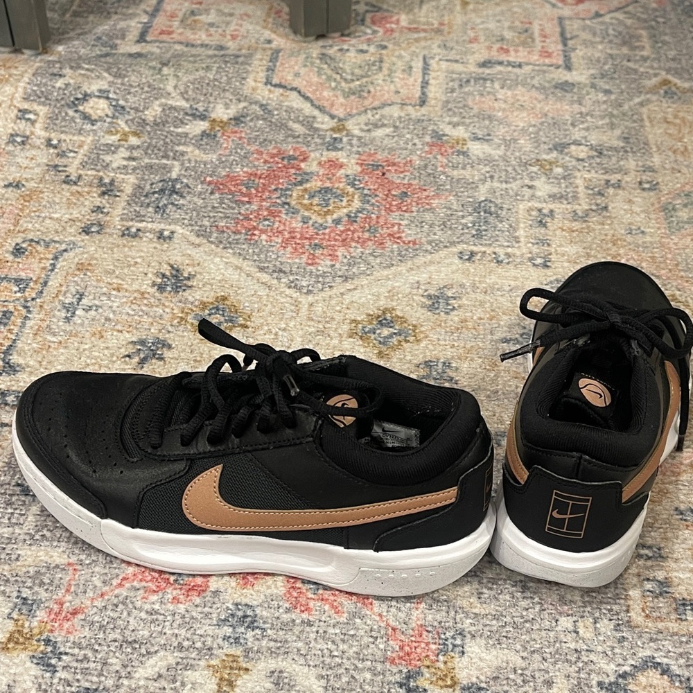 Nike Black and Brown Athletic Shoes